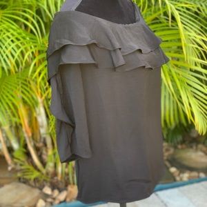 ‼️‼️$10 ‼️‼️ CLEARANCE SALE  SoHo blouse